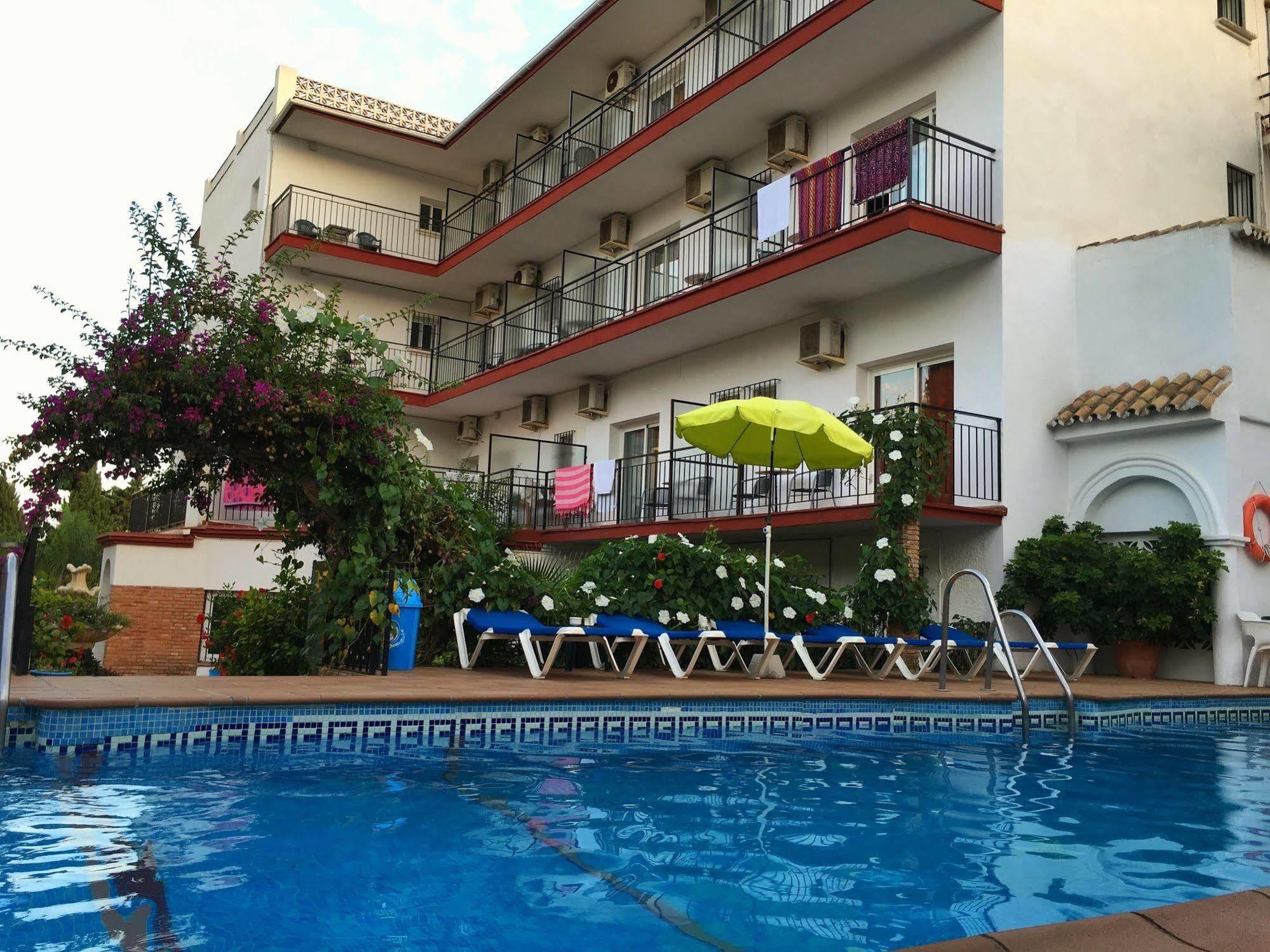 Hotel Carmen Teresa トレモリノス エクステリア 写真